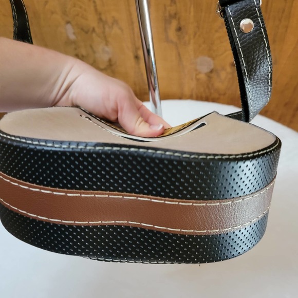 Puro Cuero Small Peruvian Crossbody Purse - Picture 9 of 12